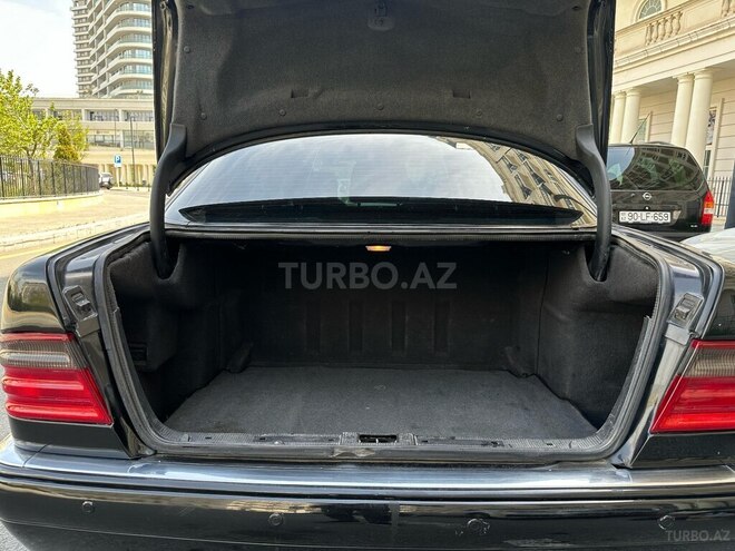 Mercedes E 280 1999, 325,269 km - 2.8 l - Bakı