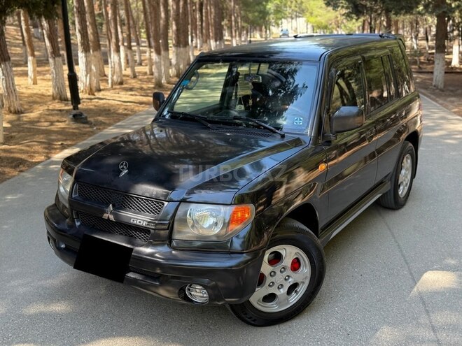Mitsubishi Pajero io-1