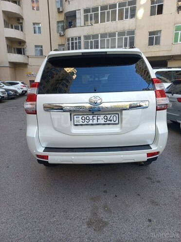 Toyota Land Cruiser Prado-3