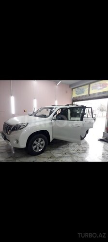 Toyota Land Cruiser Prado-18