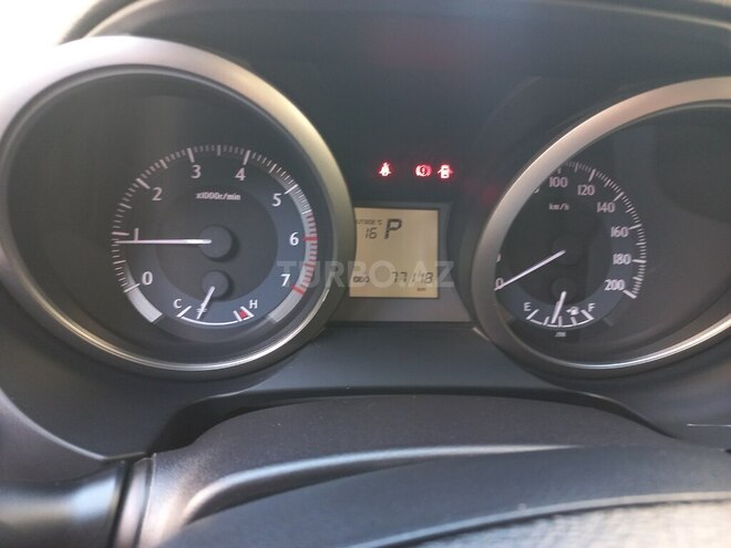 Toyota Land Cruiser Prado-21