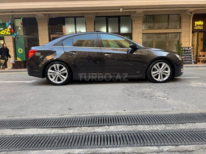 Chevrolet Cruze-8