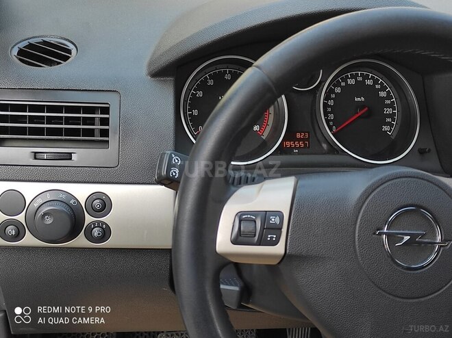 Opel Astra 2008, 195,000 km - 1.4 l - Bakı