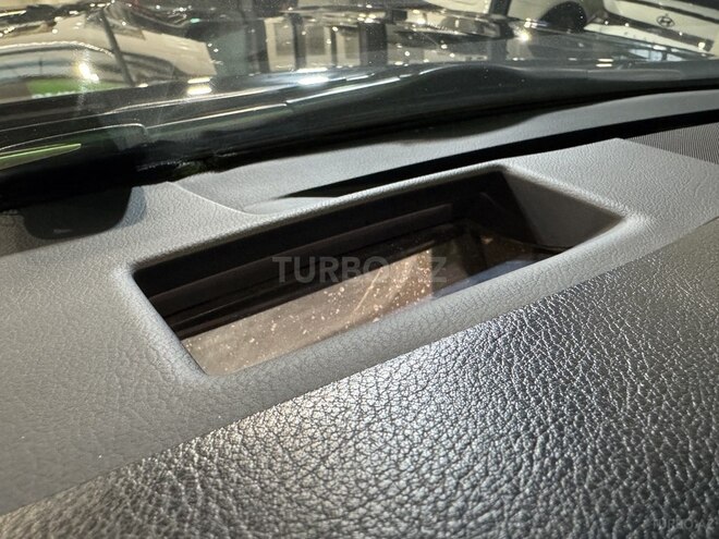 Lexus LX 570-18