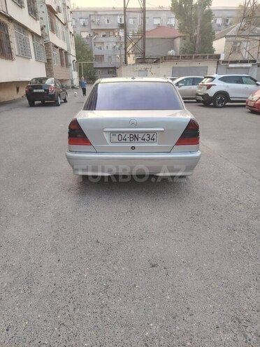 Mercedes C 240 1998, 289,000 km - 2.4 l - Bakı
