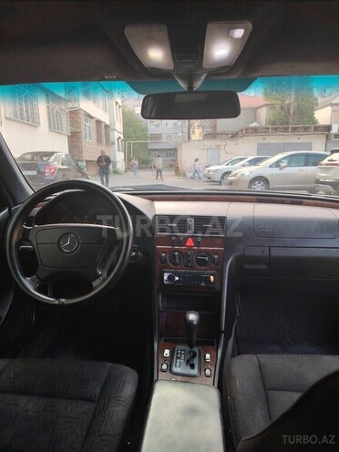 Mercedes C 240 1998, 289,000 km - 2.4 l - Bakı