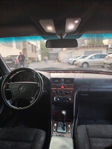 Mercedes C 240 1998, 289,000 km - 2.4 l - Bakı
