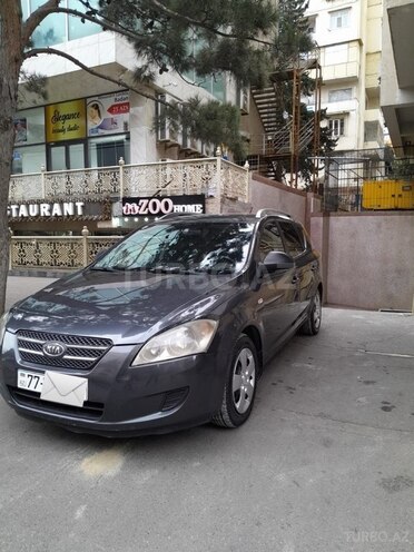 Kia Ceed 2008, 320,000 km - 1.6 л - Bakı