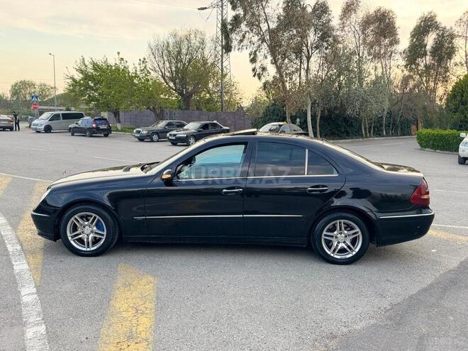 Mercedes E 270 2003, 293,000 km - 2.7 l - Bakı