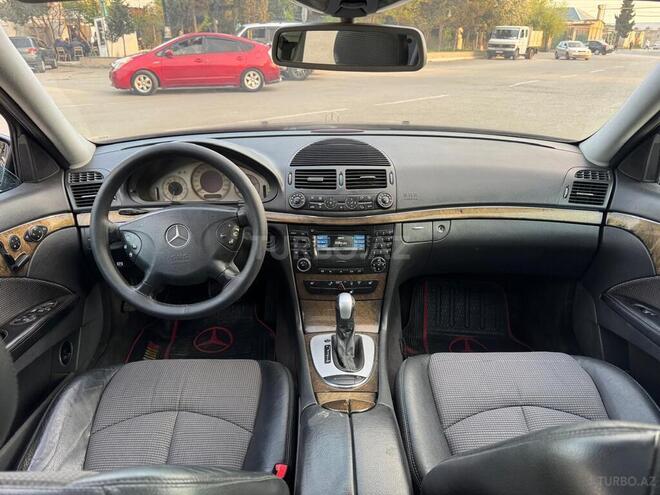 Mercedes E 270 2003, 293,000 km - 2.7 l - Bakı