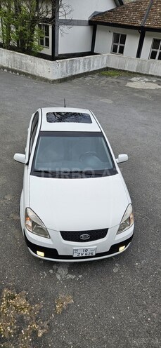 Kia Rio 2008, 202,000 km - 1.6 l - Şəki