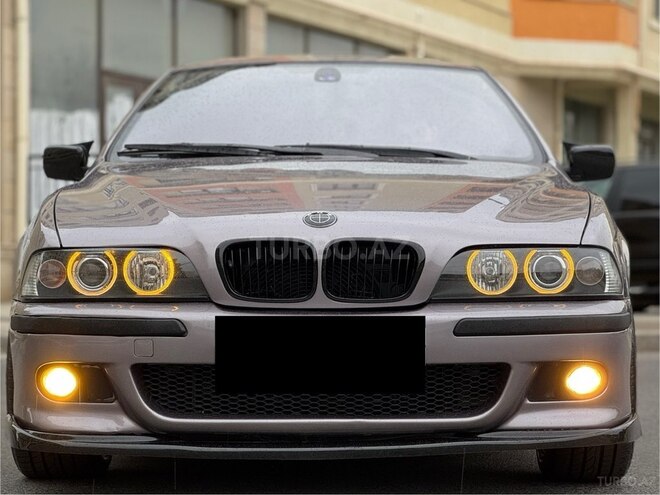 BMW 528 2001, 270,000 km - 2.8 l - Sumqayıt
