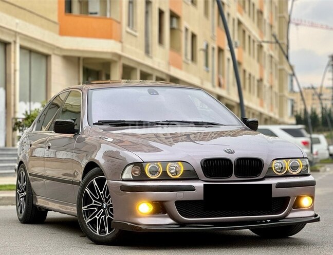BMW 528 2001, 270,000 km - 2.8 l - Sumqayıt