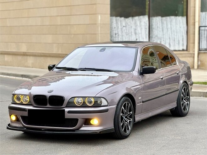 BMW 528 2001, 270,000 km - 2.8 l - Sumqayıt