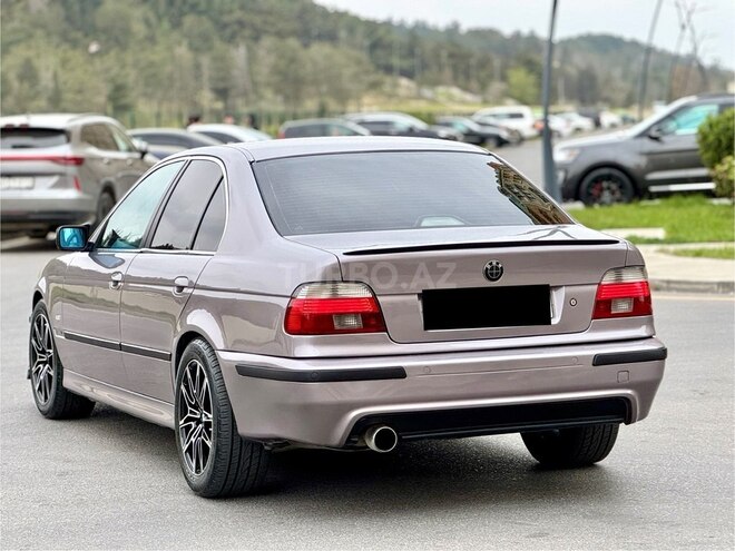 BMW 528 2001, 270,000 km - 2.8 l - Sumqayıt