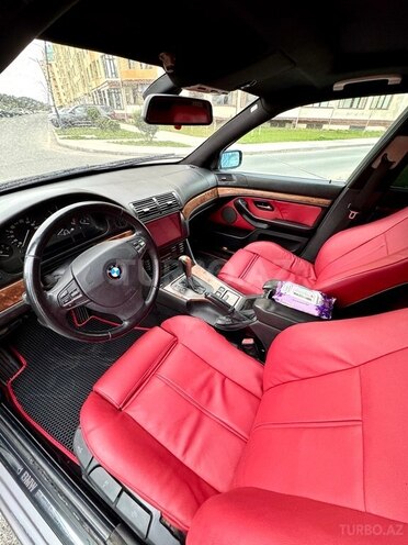 BMW 528 2001, 270,000 km - 2.8 l - Sumqayıt