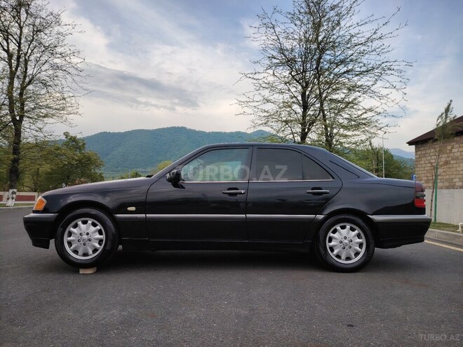 Mercedes C 180 1999, 330,000 km - 1.8 л - Bakı