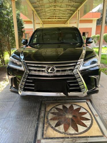 Lexus LX 570-1