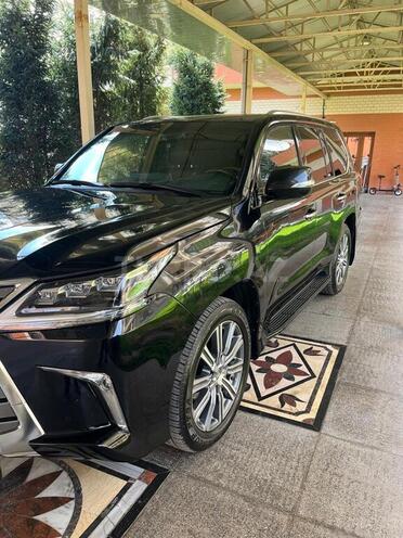 Lexus LX 570-3
