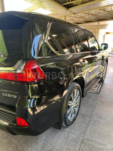 Lexus LX 570-5