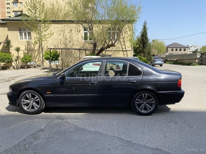 BMW 528 1997, 300,000 km - 2.8 л - Bakı