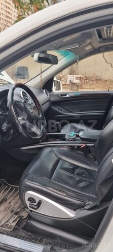 Mercedes GL 500 4MATIC 2010, 175,600 km - 5.5 l - Bakı
