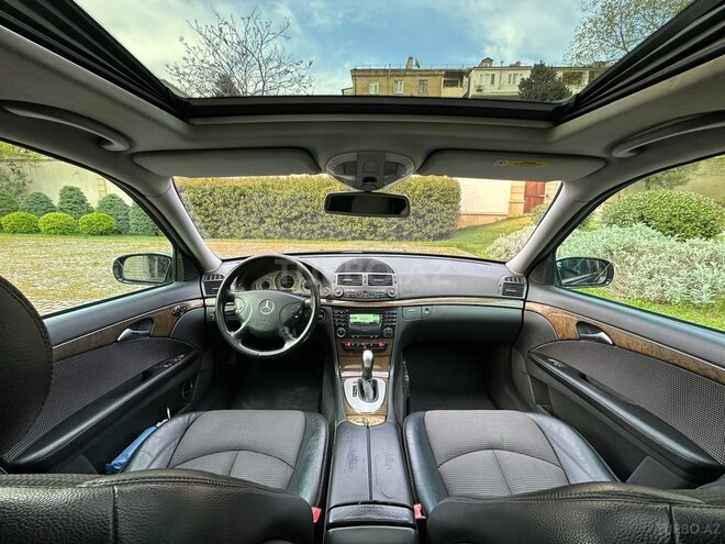 Mercedes E 240 2002, 280,000 km - 2.6 l - Bakı