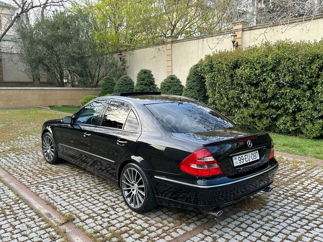 Mercedes E 240 2002, 280,000 km - 2.6 l - Bakı