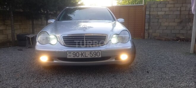 Mercedes C 200 2000, 324,576 km - 2.0 л - Lənkəran