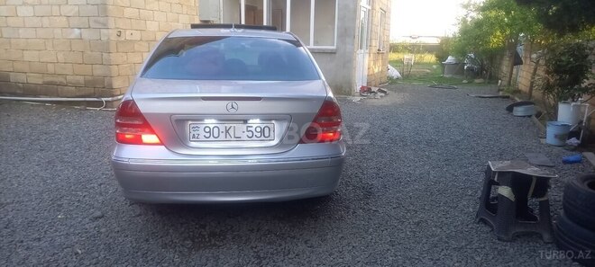 Mercedes C 200 2000, 324,576 km - 2.0 л - Lənkəran