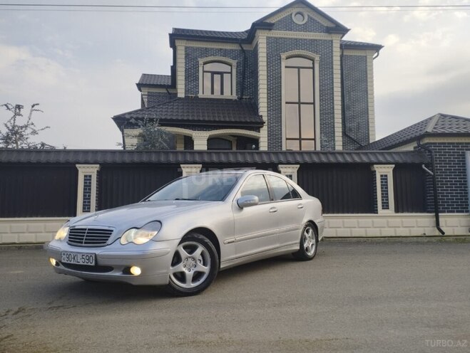 Mercedes C 200 2000, 324,576 km - 2.0 л - Lənkəran
