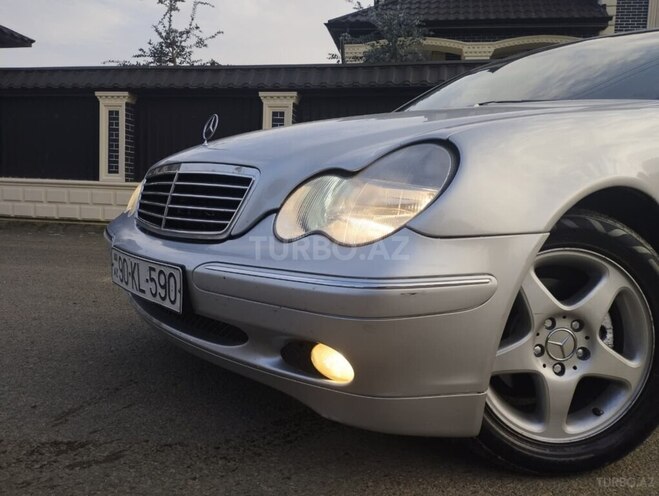 Mercedes C 200 2000, 324,576 km - 2.0 л - Lənkəran