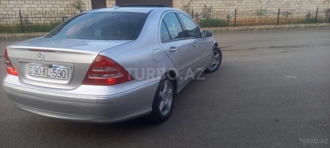 Mercedes C 200 2000, 324,576 km - 2.0 л - Lənkəran