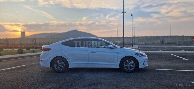 Hyundai Elantra 2017, 139,000 km - 1.4 l - Bakı