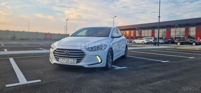 Hyundai Elantra 2017, 139,000 km - 1.4 l - Bakı