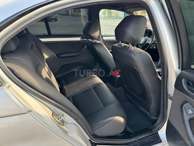 BMW 318 2001, 370,000 km - 1.9 l - Bakı