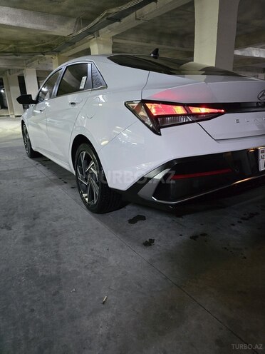Hyundai Elantra 2024, 20,000 km - 1.5 л - Bakı
