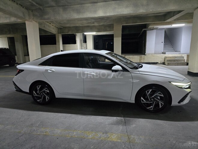 Hyundai Elantra 2024, 20,000 km - 1.5 л - Bakı