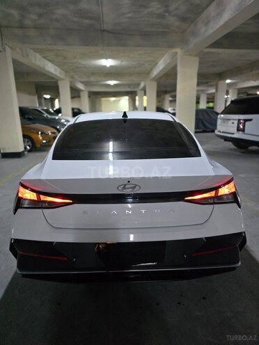 Hyundai Elantra 2024, 20,000 km - 1.5 л - Bakı
