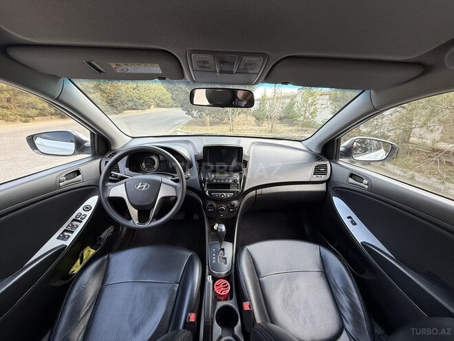 Hyundai Accent 2015, 88,000 km - 1.6 l - Bakı