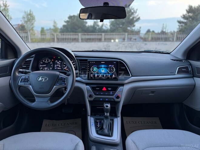 Hyundai Elantra 2017, 108,000 km - 2.0 л - Bakı