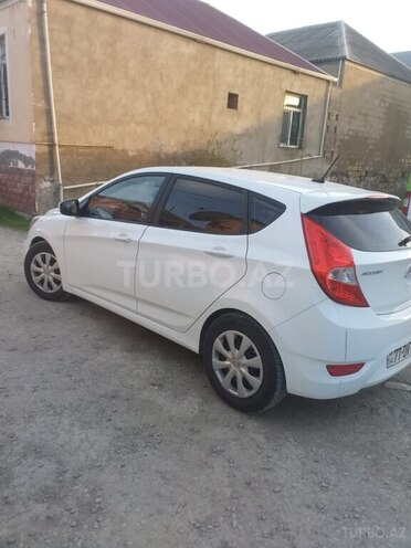 Hyundai Accent 2015, 202,805 km - 1.6 л - Bakı