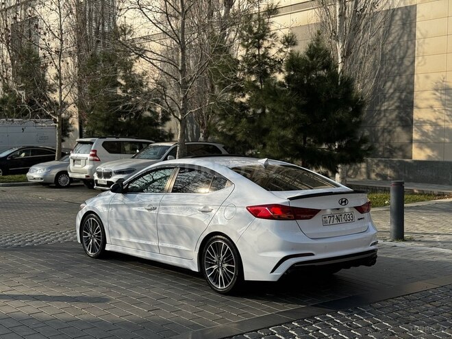 Hyundai Elantra 2016, 87,000 km - 1.6 л - Bakı