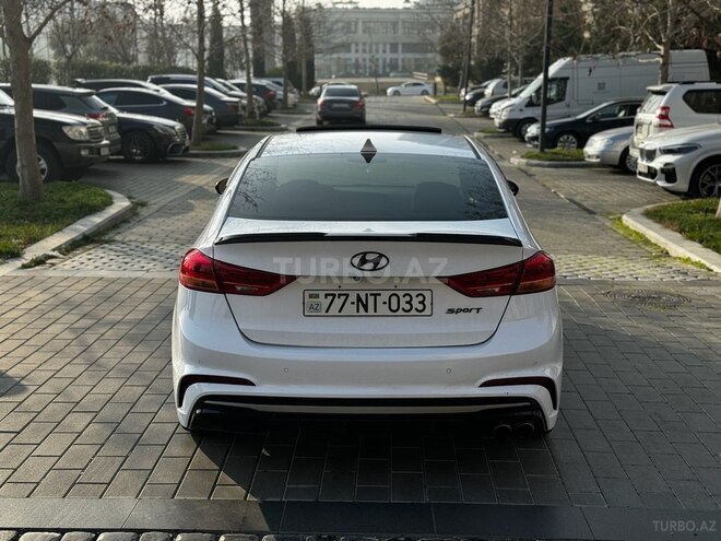 Hyundai Elantra 2016, 87,000 km - 1.6 л - Bakı