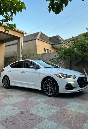 Hyundai Elantra 2017, 231,746 km - 1.6 l - Bakı