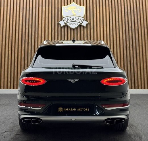 Bentley Bentayga-6