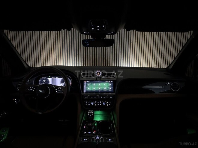 Bentley Bentayga-24