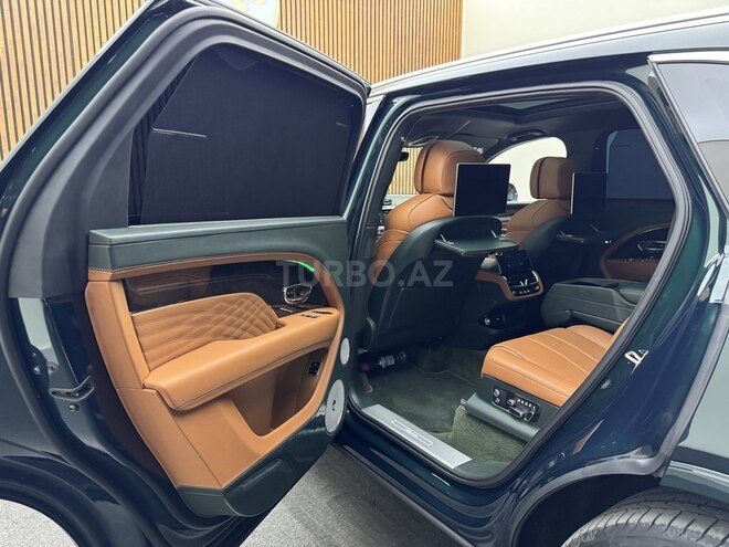 Bentley Bentayga-28