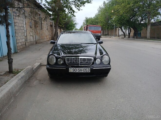 Mercedes E 220 d 2000, 333,333 km - 2.2 л - Yevlax