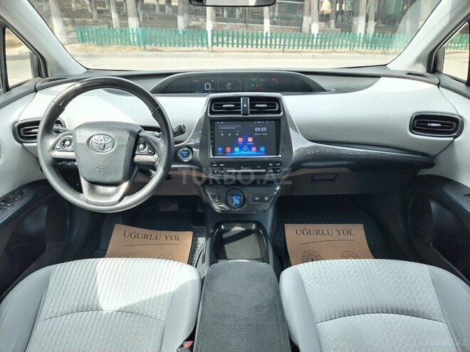 Toyota Prius 2018, 110,000 km - 1.8 l - Sumqayıt